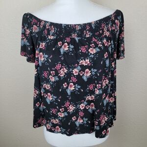 AEO Soft & Sexy Floral Cropped Crepe Top Medium (2666)